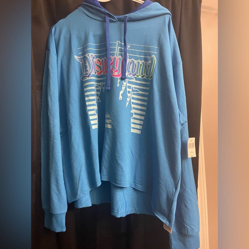 Disney parks, Disneyland cropped hooded shirt womans size extra large